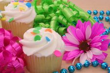 Cupcakes With Flower Stock Photos