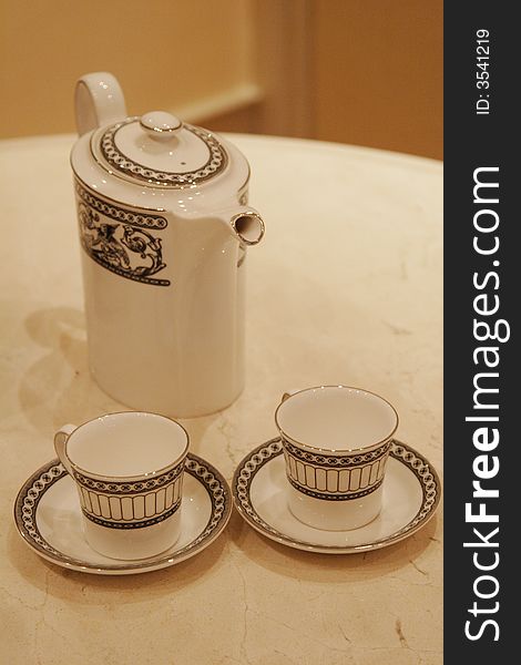 Classic style tea set made of porcelain