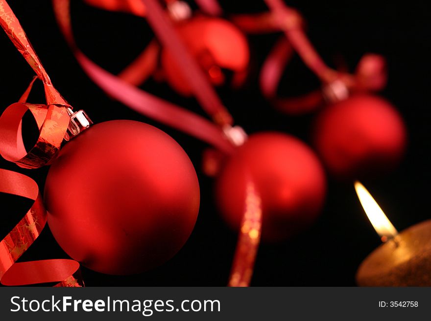 Red balls on black background - Christmas decoration