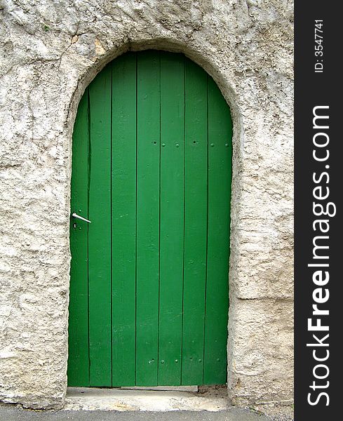 The door was shot in Dresden, Germany.