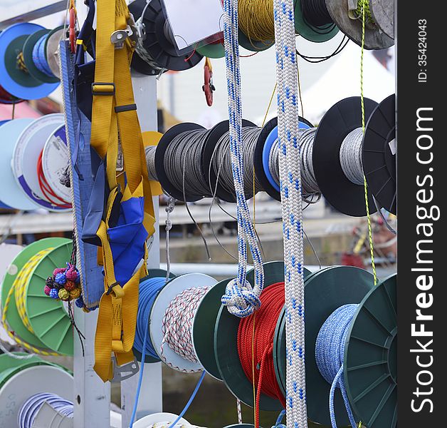 Ropes and cables for yachting