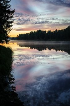 Sunset Over The Northern River Royalty Free Stock Photography