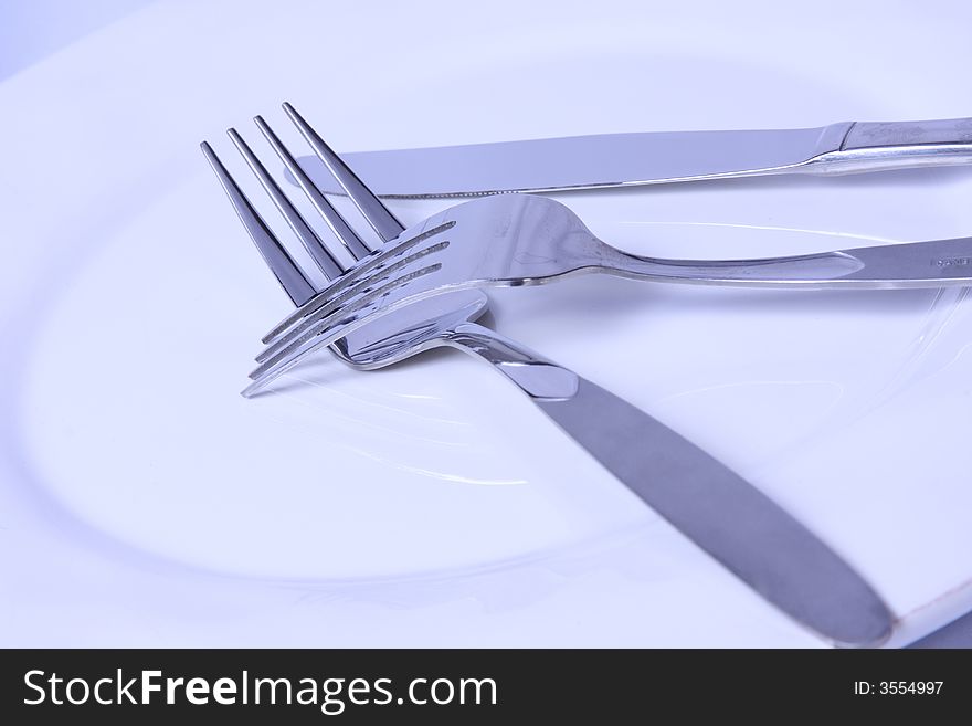 White Plate Forks and Knife