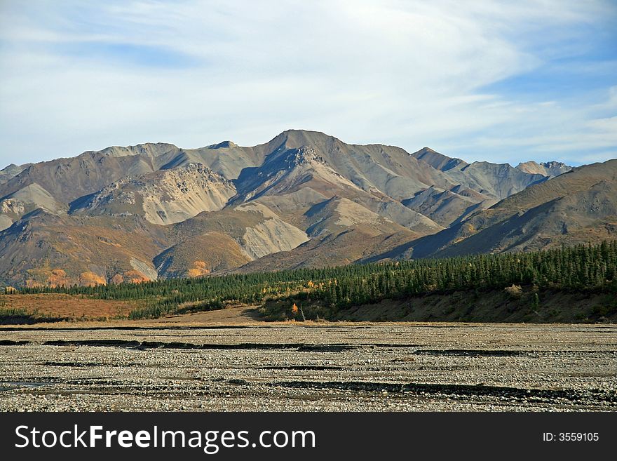 Alaska mountians in Denali Park. Alaska mountians in Denali Park.