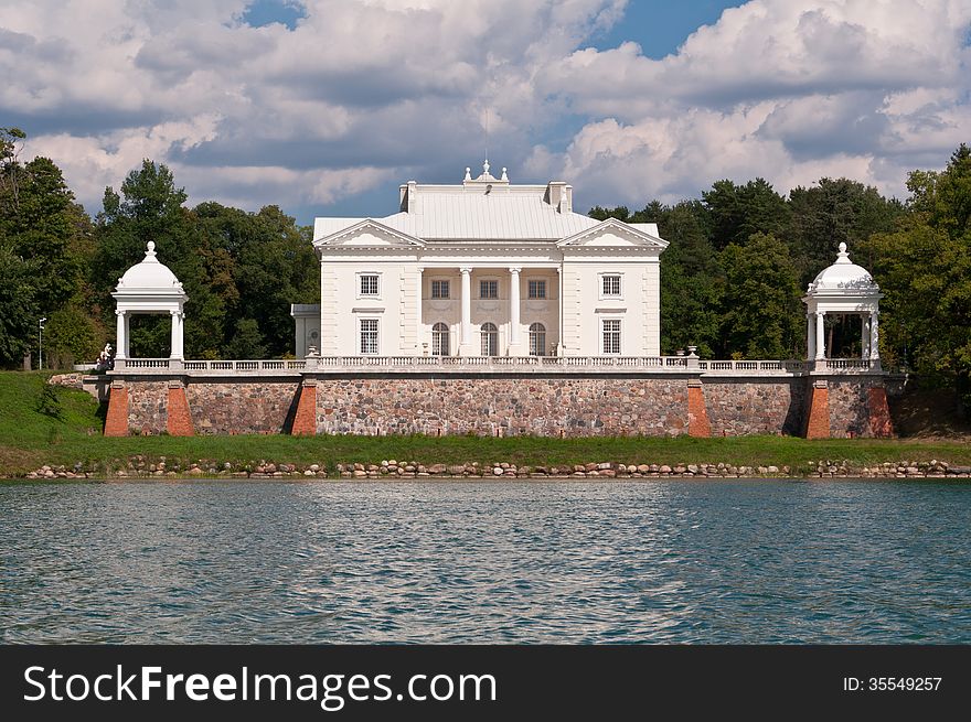 Tyshkevich Palace by the Lake