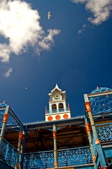 Seaside Building And Sky Royalty Free Stock Images Seaside Building And Sky Royalty Free Stock Images