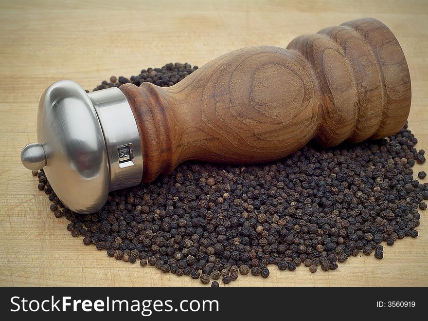 Pepper Mill oncutting board