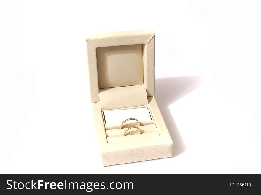 Two wedding rings in the giftbox