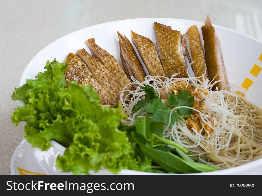 Image of delicious Thai noodle