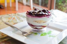 Fancy Blueberry Cake Royalty Free Stock Image Fancy Blueberry Cake Royalty Free Stock Image