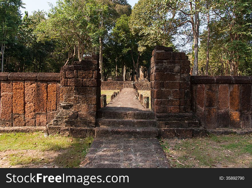 Pathway Ancient temples , Kamphaeng Phet