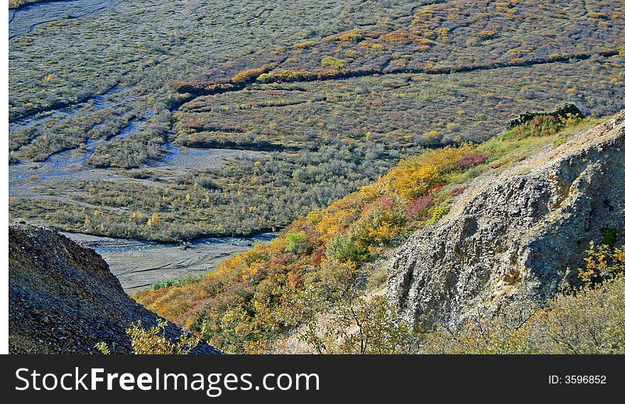 Alaska mountians in north country. Alaska mountians in north country