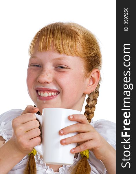 The red-haired girl with a milk mug