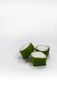 Thai Dessert Sweet Coconut Milk On Banana Leaf &x28;Kanom Tako&x29; Royalty Free Stock Image Thai Dessert Sweet Coconut Milk On Banana Leaf &x28;Kanom Tako&x29; Royalty Free Stock Image