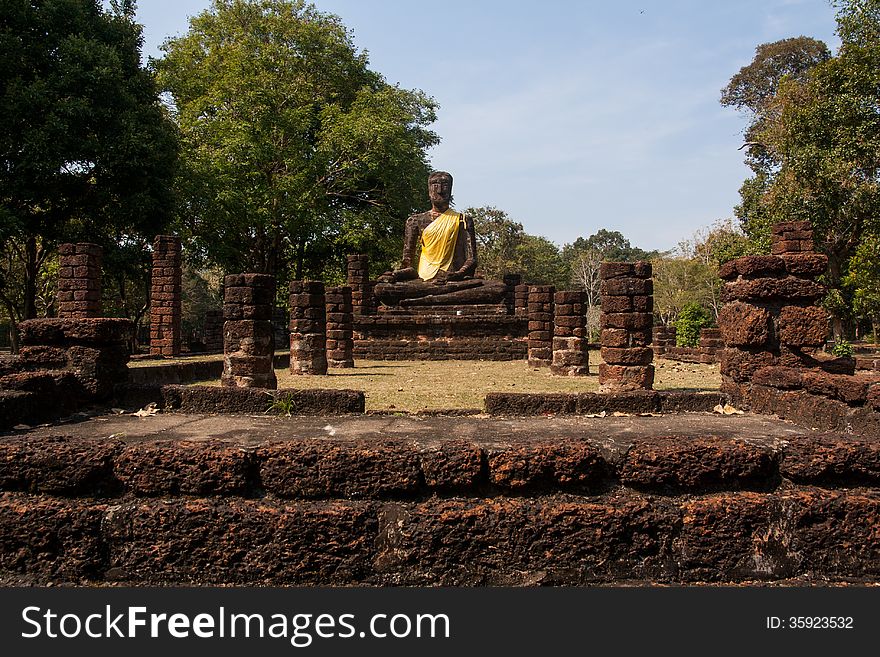 Ancient Buddha images in temple , Kamphaeng Phet. Ancient Buddha images in temple , Kamphaeng Phet