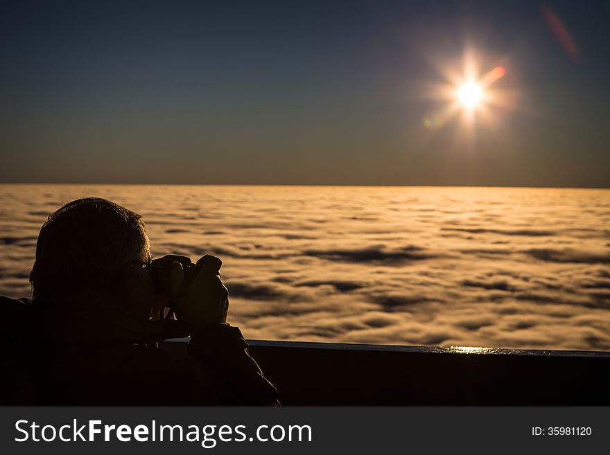 Landscape photographer on the mouintain