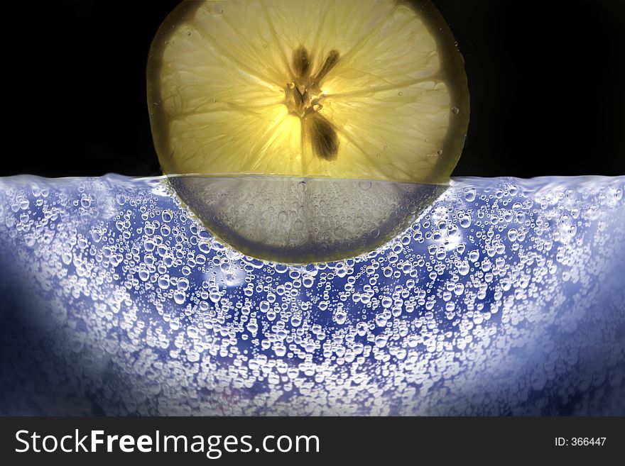 Lemon slices In water