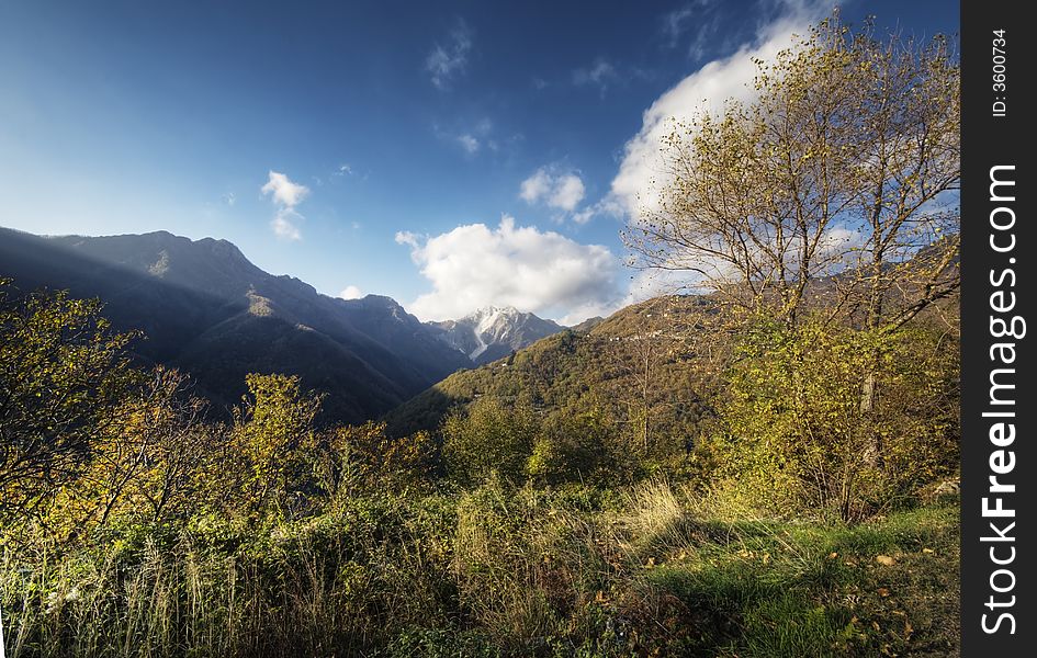 Landscape photographe in the Apuan Alps, Tuscany. Landscape photographe in the Apuan Alps, Tuscany