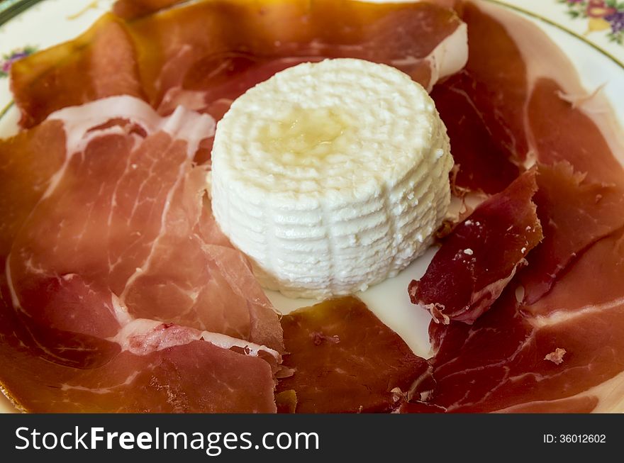 Ham and cheese with honey above