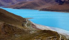 Lake In Tibet Royalty Free Stock Image