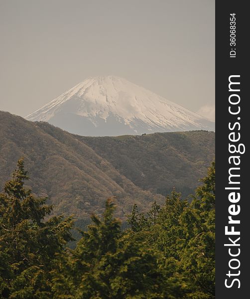 Hakone Shrine's Torii, Lake Ashi and Mount Fuji. Hakone Shrine's Torii, Lake Ashi and Mount Fuji.