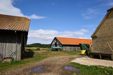 Traditional Farm Yard And Barns Royalty Free Stock Photos