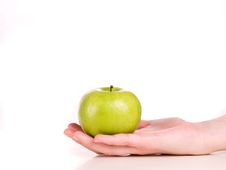 Green Apple In Hand Royalty Free Stock Photography Green Apple In Hand Royalty Free Stock Photography