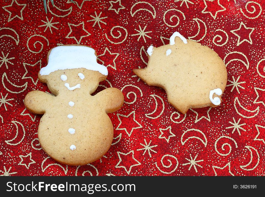 Gingerbread cookies on christmas background