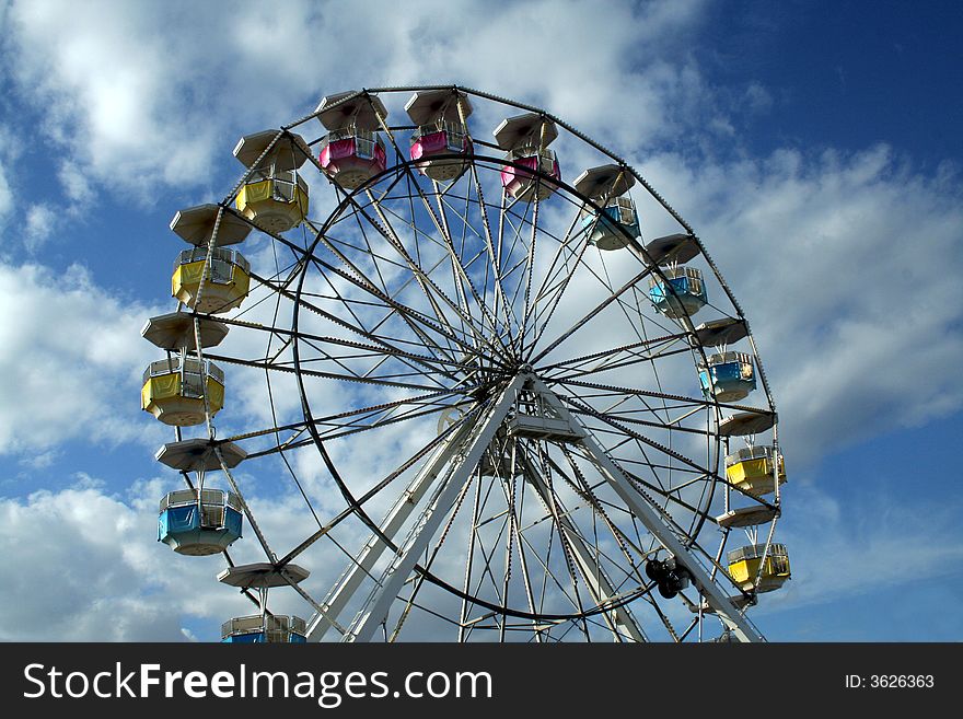 ferris wheel on a sky background