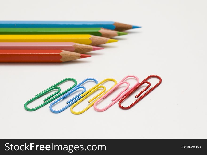 Colored pencils and clips