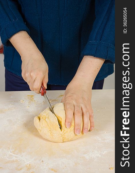 Making pasta with hand as in the old times