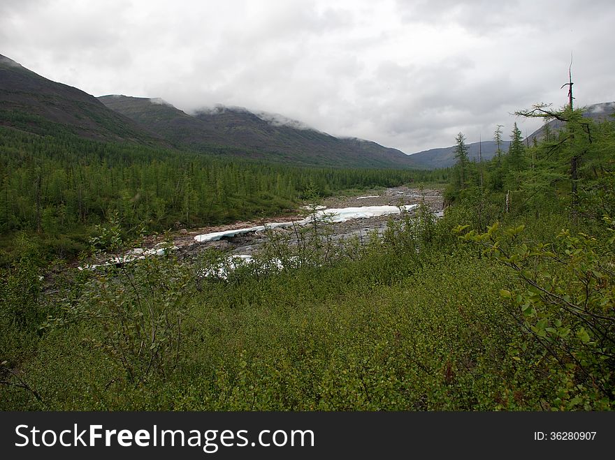 The Ice-field In The Tideway Of The Mountain River.