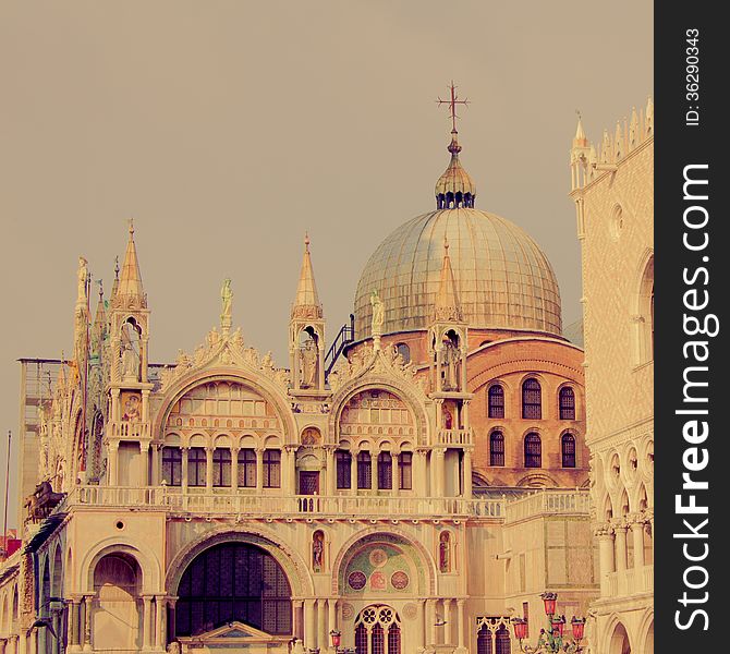 Instagram styled Basilica Cattedrale Patriarcale di San Marco, Venice, Italia. Instagram styled Basilica Cattedrale Patriarcale di San Marco, Venice, Italia