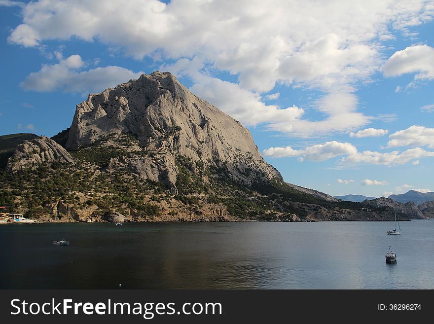 Golithsyn Path and the mountain Sokol, Crimea