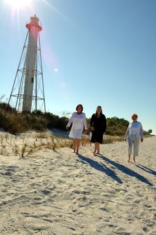 Women Beach Vacation Royalty Free Stock Images Women Beach Vacation Royalty Free Stock Images