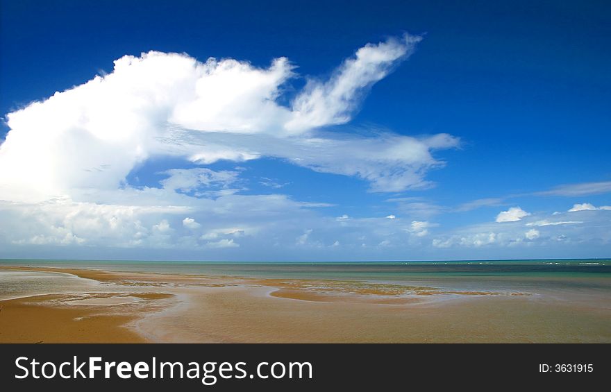 Summer seascape with cloud and ocean view. Summer seascape with cloud and ocean view