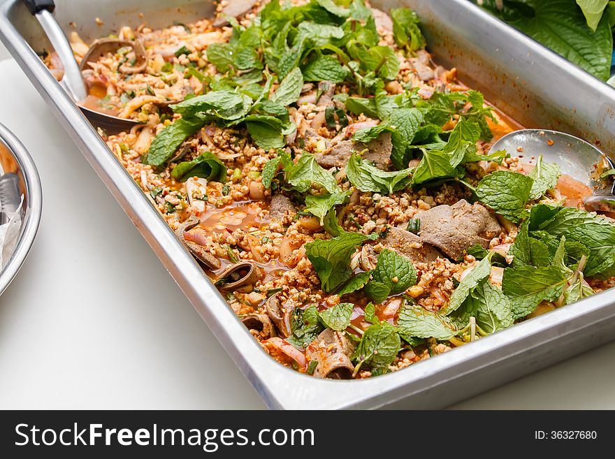 Thai Spicy minced meat salad