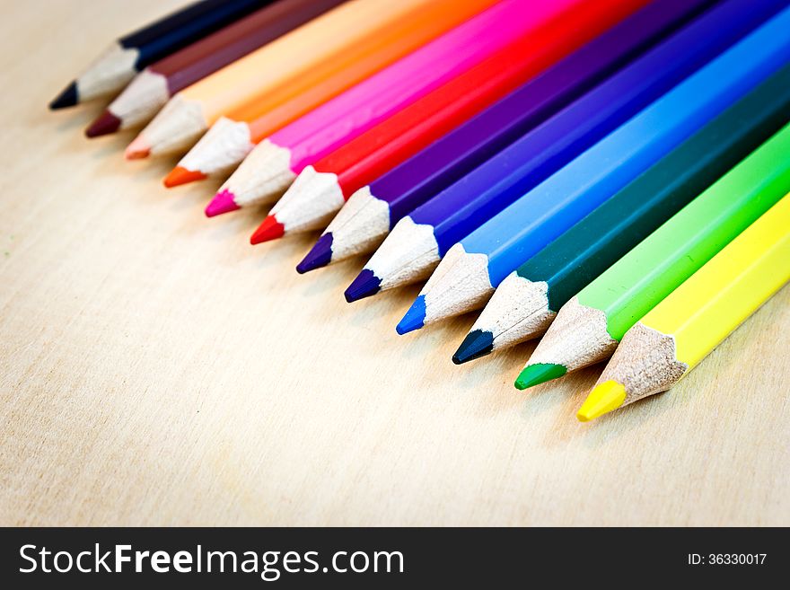 Coloured short pencils