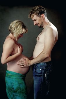 Loving Happy Couple, Pregnant Woman With Husband Royalty Free Stock Photos Loving Happy Couple, Pregnant Woman With Husband Royalty Free Stock Photos