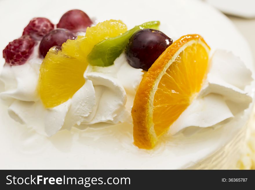 Delicious cookie with cream and fresh fruits. Delicious cookie with cream and fresh fruits