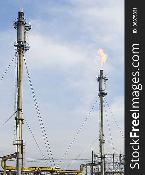 Gas evacuation towers at a refinery