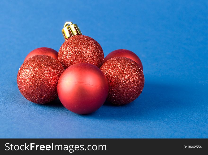 Simple Red Globes