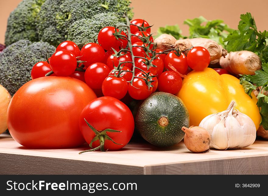 Set of different vegetables: tomatoes, paprika, ginger