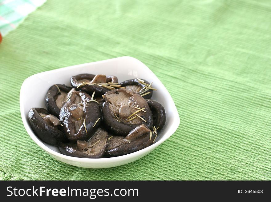 Lightly pan fried Chinese mushrooms with rosemary and olive oil