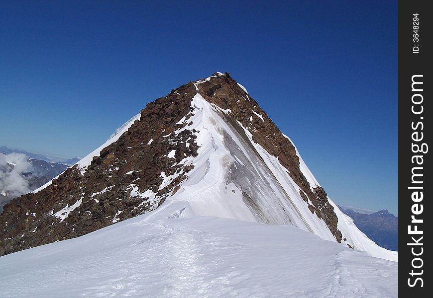 A picture of the top of the Weissmies. A picture of the top of the Weissmies.