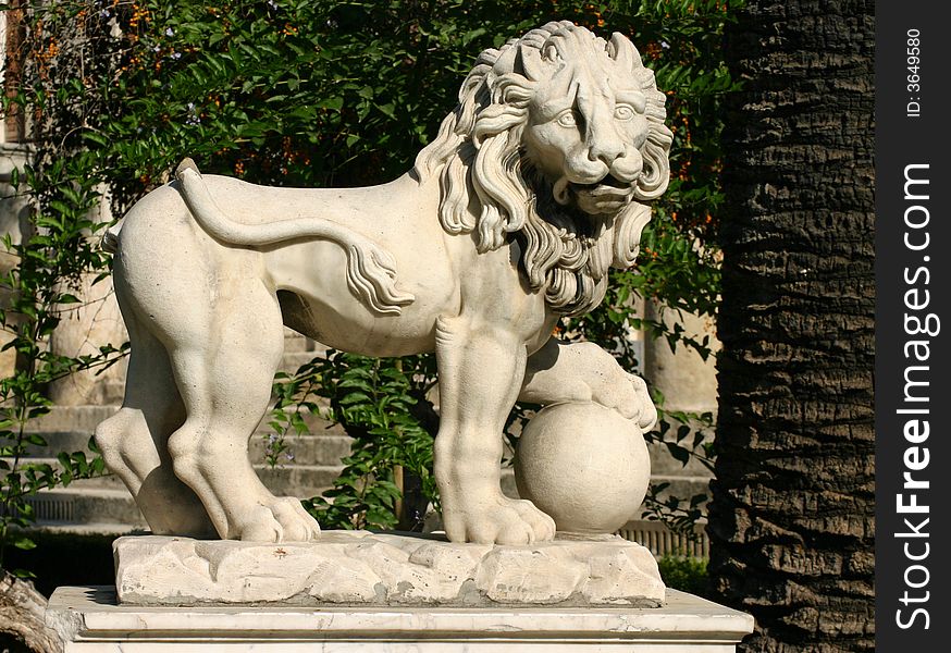 Sculpture of a lion in the sunshine. Sculpture of a lion in the sunshine