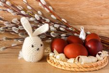 Easter Eggs And Rabbit On Catkins Background Royalty Free Stock Photos Easter Eggs And Rabbit On Catkins Background Royalty Free Stock Photos