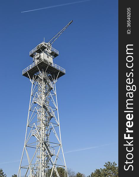 A skydiving tower used for military training of troops