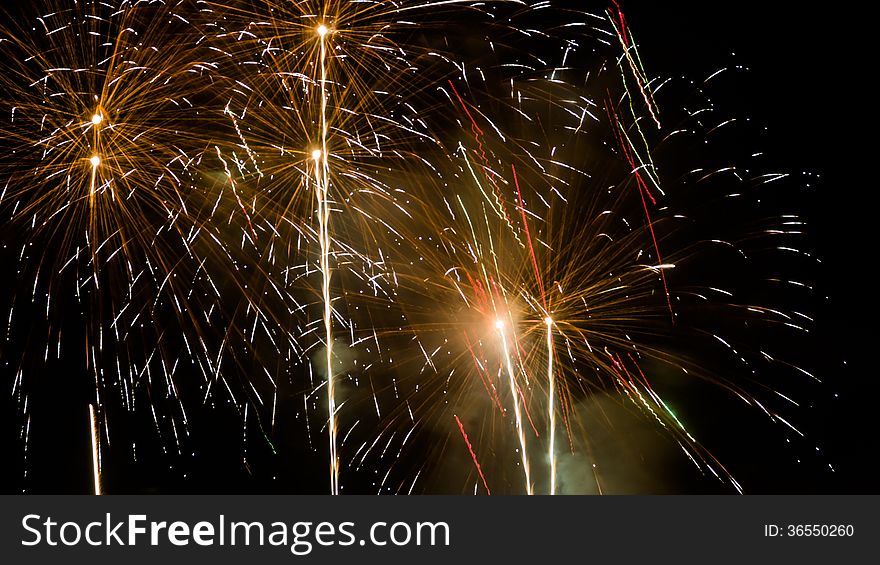 Fireworks for New Year 2014 - Bucharest (IOR Park). Fireworks for New Year 2014 - Bucharest (IOR Park)