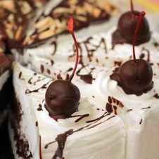Cake With Chocolate And Cherry On Top Royalty Free Stock Photography Cake With Chocolate And Cherry On Top Royalty Free Stock Photography